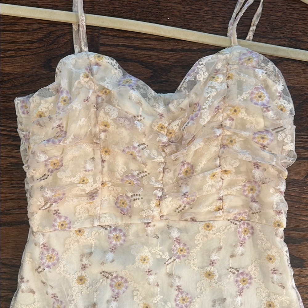 Floral Ruffled Dress - Picture 3 of 5